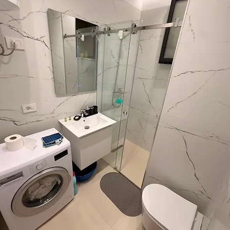 Modern In Lejlighed